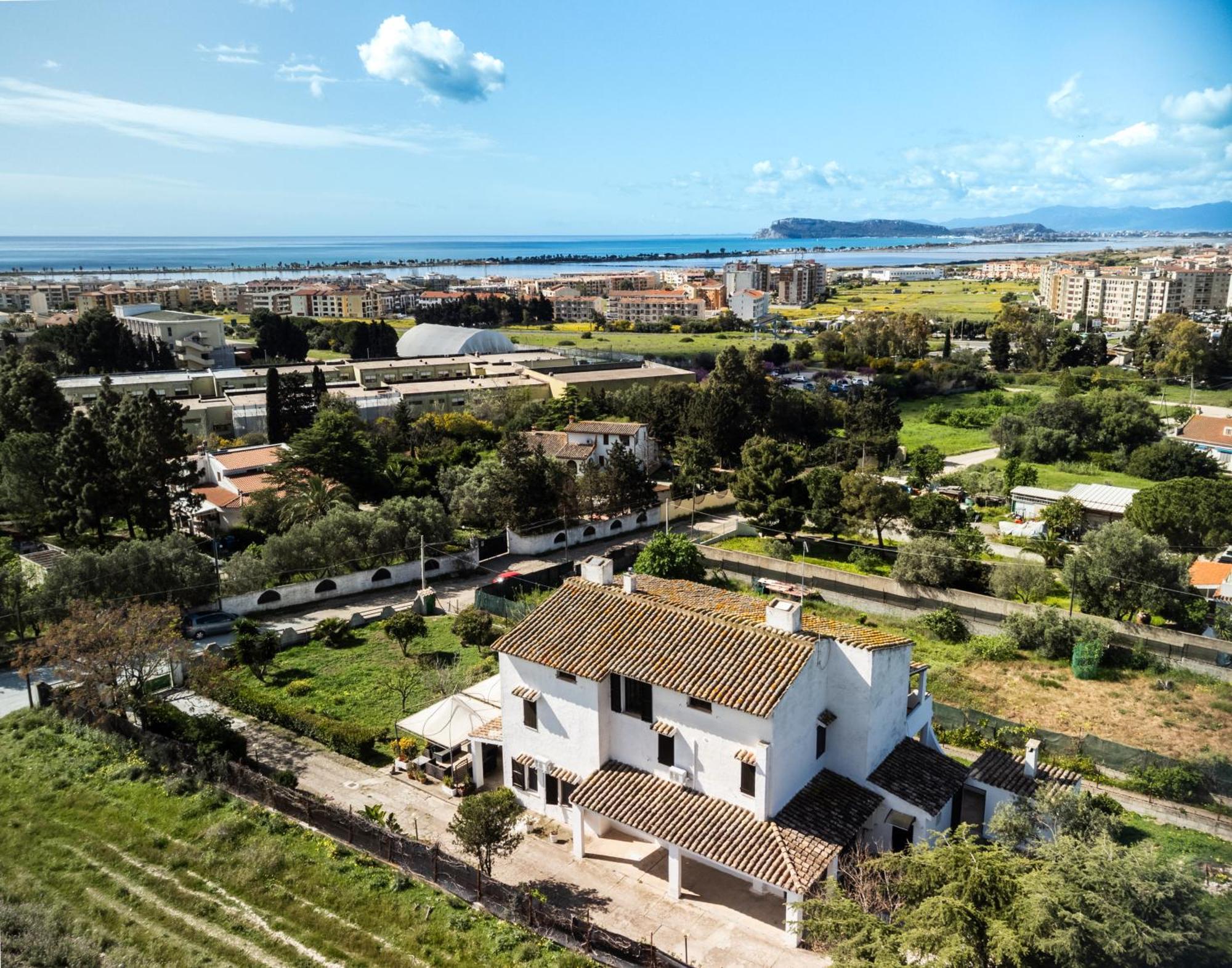 Belvedere Sul Mare 콰르투 산텔레나 외부 사진
